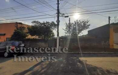 Imagem: A casa possui 3 Dormitórios, 3 Banheiros, 160m² de Área e