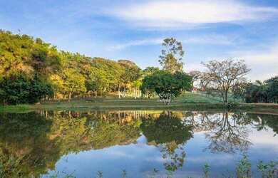 Imagem: O terreno possui 59570m² de Área e está localizado em Loteamento