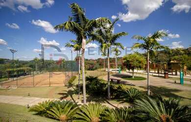 Imagem: O terreno possui 1.200m² de Área e está localizado em Loteamento