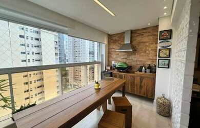 Imagem: O apartamento possui 4 Dormitórios, 3 Banheiros, 3 Vagas na