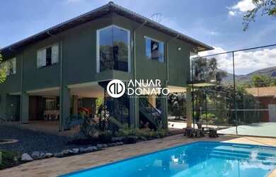 Imagem: A casa em condomínio possui 5 Dormitórios, 5 Banheiros, 5