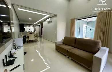 Imagem: A casa em condomínio possui 3 Dormitórios, 4 Banheiros, 4