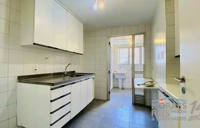 Imagem: O apartamento possui 3 Dormitórios, 3 Banheiros, 2 Vagas na