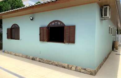 Imagem: A casa em condomínio possui 3 Dormitórios, 3 Banheiros, 2