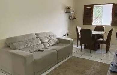 Imagem: A casa possui 1 Dormitório, 1 Banheiro, 50m² de Área e está