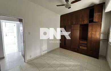 Imagem: O apartamento possui 3 Dormitórios, 3 Banheiros, 103m² de