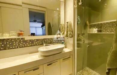 Imagem 6: Excelente apartamento Composto sala em 2 ambientes, 4 quartos sendo 1 suíte, varanda, 2 va