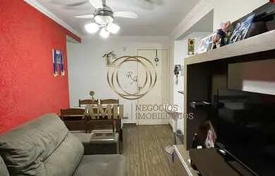 Imagem: O apartamento possui 2 Dormitórios, 1 Banheiro, 1 Vaga na garagem