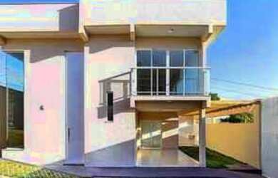 Imagem: A casa possui 4 Dormitórios, 1 Banheiro, 2 Vagas na garagem