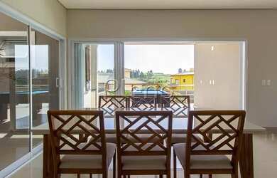 Imagem 10: Venda Casa com 236,00 metroQuadrado, 3 dormitório s , 2 vaga s . Swiss...