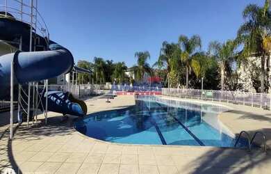 Imagem: A casa em condomínio possui 2 Dormitórios, 2 Banheiros, 2