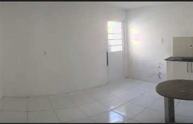 Imagem 6: Alugo casa grande. Varanda, 60m² de Área, 1 Banheiroe2 Dormitórios