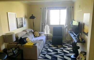 Imagem: O apartamento possui 3 Dormitórios, 1 Banheiro, 1 Vaga na garagem