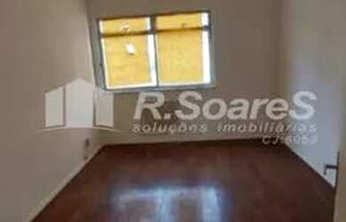 Imagem: O apartamento possui 4 Dormitórios, 3 Banheiros, 2 Vagas na