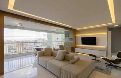 Imagem: O apartamento possui 2 Dormitórios, 2 Banheiros, 2 Vagas na