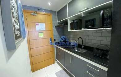 Imagem: O studio possui 1 Dormitório, 1 Banheiro, 1 Vaga na garagem