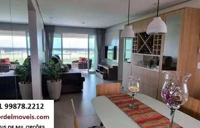 Imagem: O apartamento possui 3 Dormitórios, 5 Banheiros, 2 Vagas na