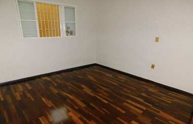 Imagem: O quarto possui Imóvel mobiliado e está localizado em Franca