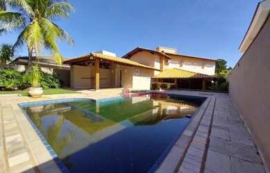 Imagem: A casa em condomínio possui 3 Dormitórios, 5 Banheiros, 4