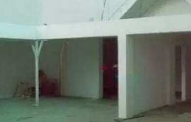 Imagem: O depósito possui 900m² de Área e está localizado em Vila