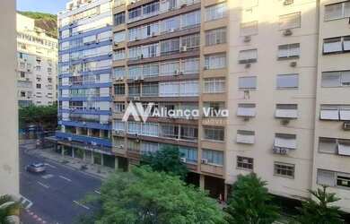 Imagem: O apartamento possui 4 Dormitórios, 5 Banheiros, 1 Vaga na