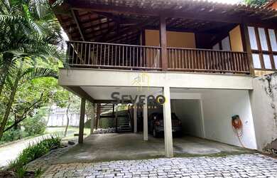 Imagem: A casa em condomínio possui 4 Dormitórios, 3 Banheiros, 4