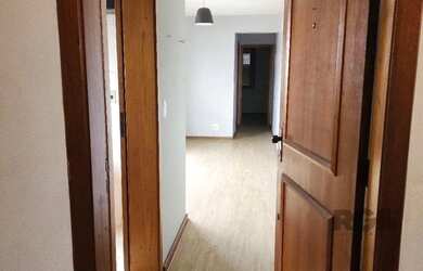 Imagem 3: Apartamento com 01 quarto, 01 vaga escriturada coberta, Bairro Cidade Baixa