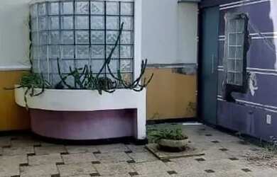 Imagem 7: Vendo casa terreno inteiro Centro de Macaé