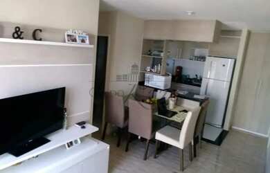 Imagem: O apartamento possui 2 Dormitórios, 2 Banheiros, 1 Vaga na