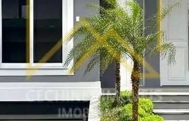 Imagem: A casa possui 4 Dormitórios, 5 Banheiros, 5 Vagas na garagem