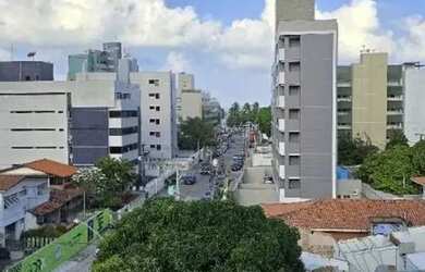 Imagem: O apartamento possui 4 Dormitórios, 5 Banheiros, 3 Vagas na