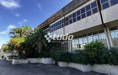 Imagem: O depósito possui 5 Vagas na garagem, 4660m² de Área, Imóvel