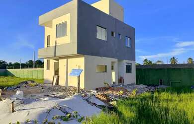 Imagem: A casa em condomínio possui 2 Dormitórios, 3 Banheiros, 2