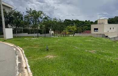 Imagem: O terreno possui 428m² de Área e está localizado em Jardins