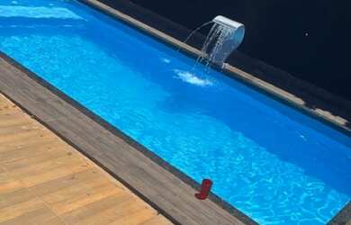 Imagem: A casa em condomínio possui 2 Dormitórios, 1 Banheiro, 250m²