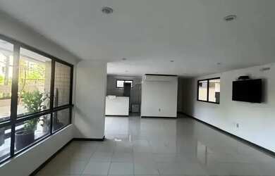 Imagem 2: Apartamento à venda no PIAZZA DEI FIORI - AVENIDA SAMPAIO LUZ PONTA VERDE...