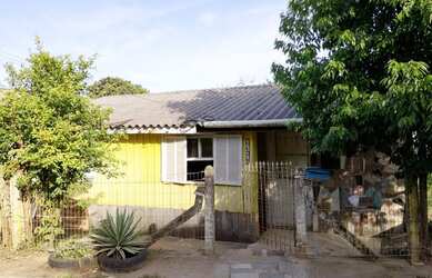 Imagem: A casa possui 2 Dormitórios, 2 Banheiros, 364m² de Área e