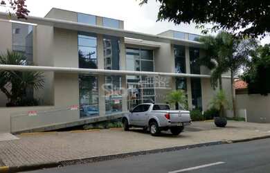 Imagem: O depósito possui 1 Vaga na garagem, 30m² de Área e está