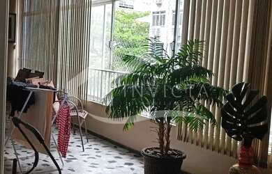 Imagem: O apartamento possui 4 Dormitórios, 4 Banheiros, 1 Vaga na