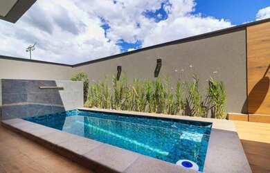 Imagem: A casa em condomínio possui 3 Dormitórios, 5 Banheiros, 4