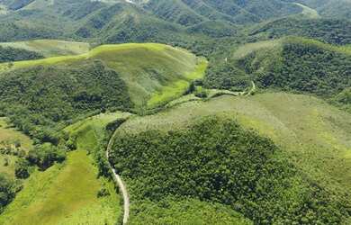 Imagem: A chácara possui 1.000m² de Área e está localizado em Jardim