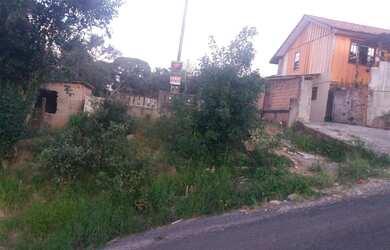 Imagem: O terreno está localizado em Uvaranas, Ponta Grossa à venda
