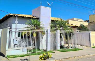 Imagem: A casa possui 3 Dormitórios, 1 Banheiro, 150.000m² de Área