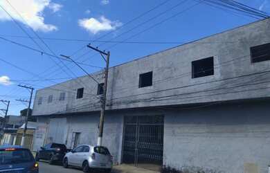 Imagem: O depósito possui 1.075m² de Área e está localizado em