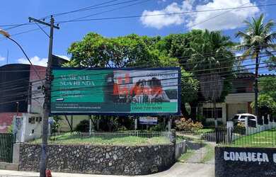 Imagem: O terreno possui 1.100m² de Área e está localizado em Alcântara