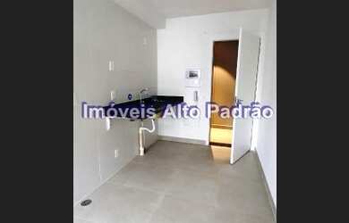 Imagem: O studio possui 1 Dormitório, 1 Banheiro, 24m² de Área e