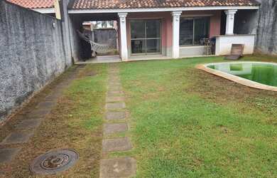 Imagem: A casa em condomínio possui 4 Dormitórios, 3 Banheiros, 2