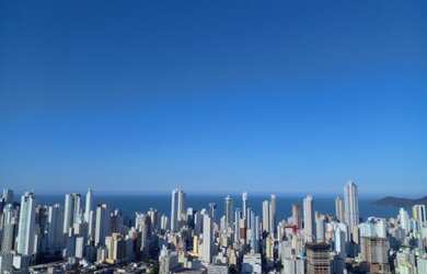 Imagem: A casa possui 2 Dormitórios, 1 Vaga na garagem, Churrasqueira