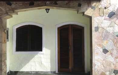 Imagem: A casa possui 2 Dormitórios, 1 Banheiro, 75m² de Área e