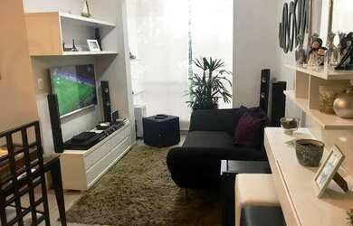 Imagem: O apartamento possui 2 Dormitórios, 1 Banheiro, 1 Vaga na garagem